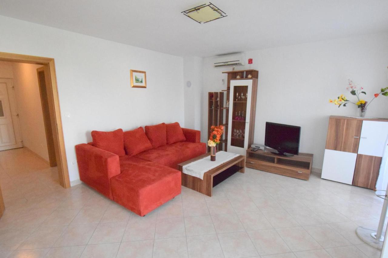 Apartments Gabrijel Malinska Esterno foto