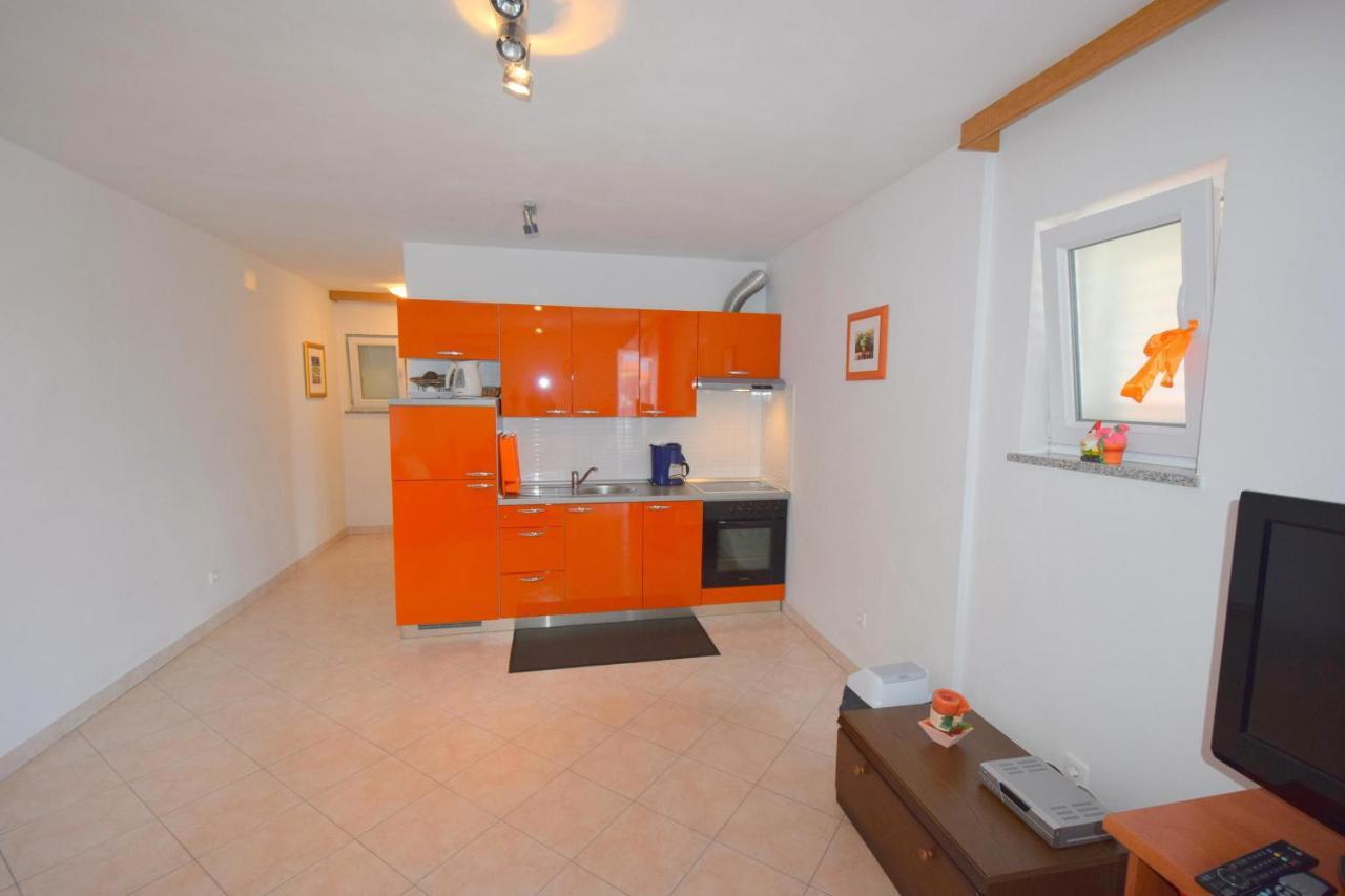 Apartments Gabrijel Malinska Esterno foto