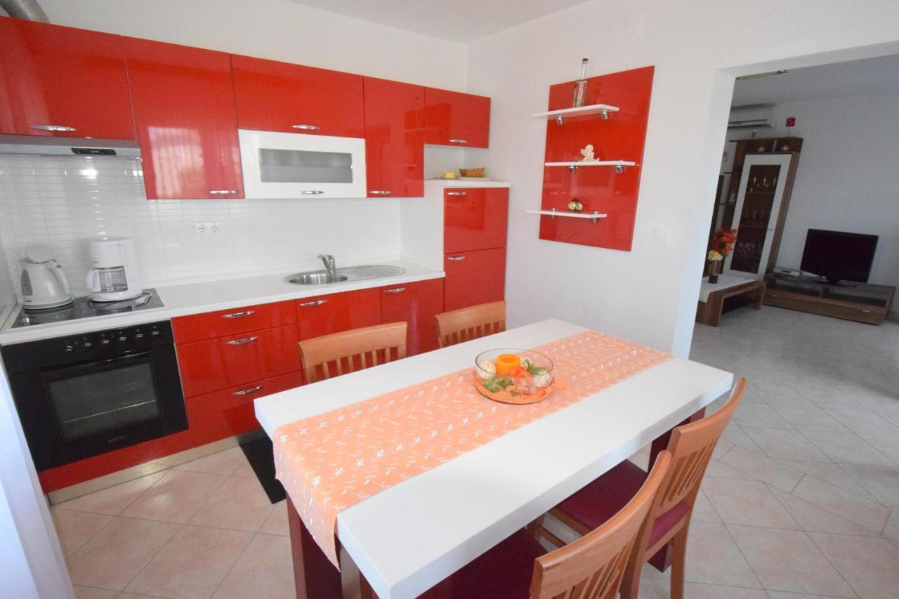 Apartments Gabrijel Malinska Esterno foto